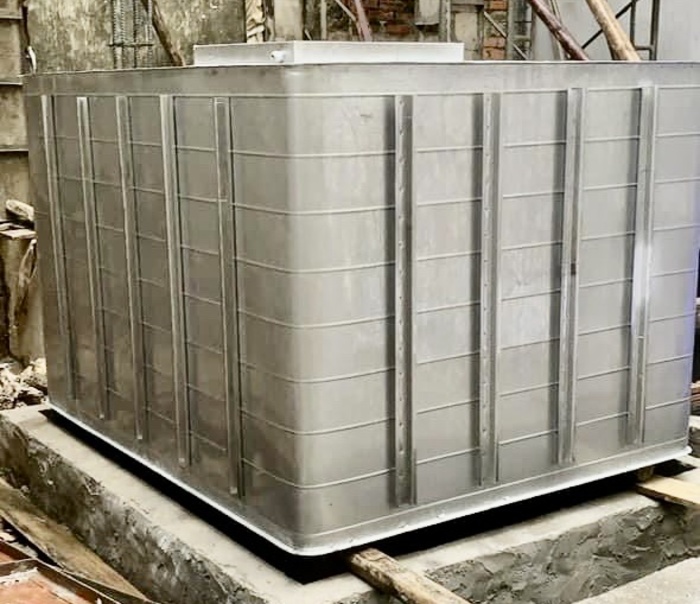 Bạn đã biết nơi chuyên thi công bể vuông inox Thiên Á chưa?