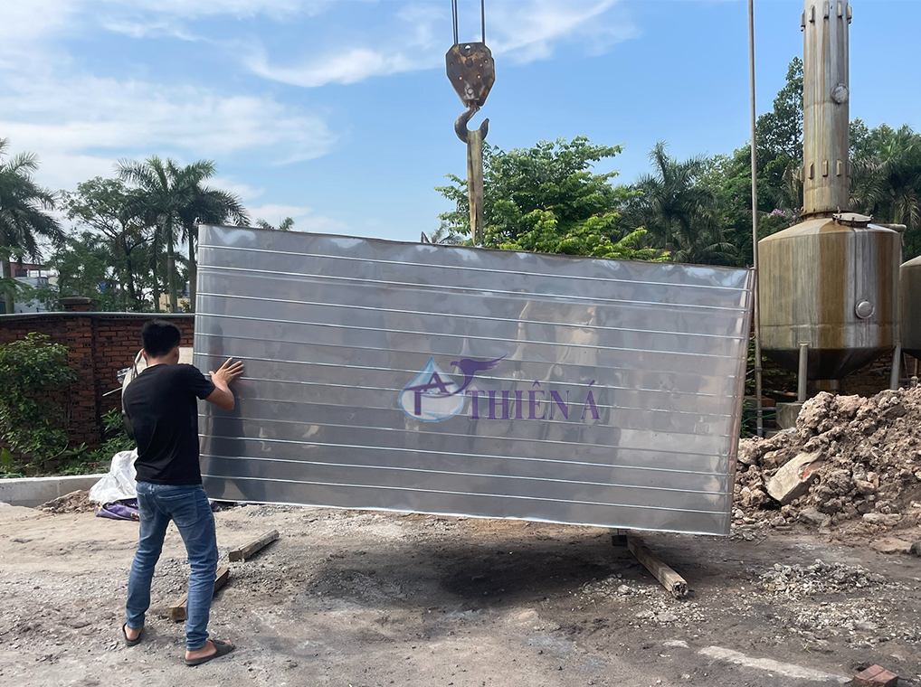 Thiết kế thi công lắp đặt bể vuông inox 5000L