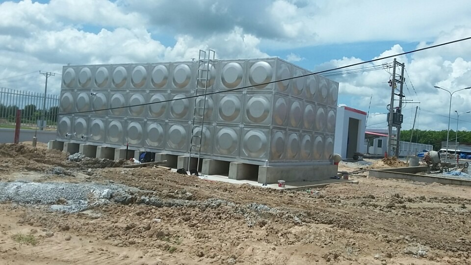 Thách thức và cơ hội cho việc áp dụng bể nước lắp ghép inox trong các dự án xây dựng lớn